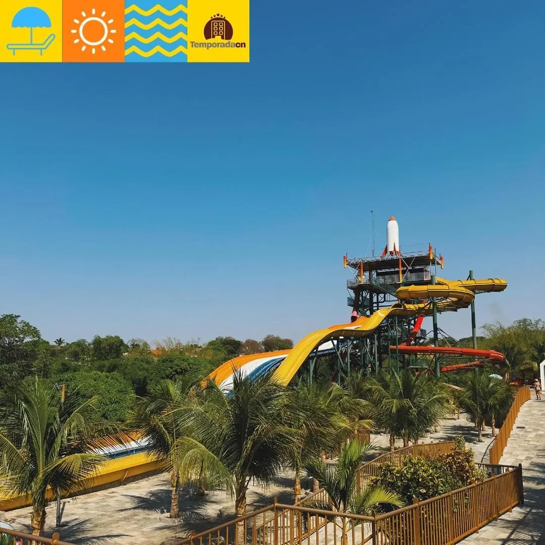 Piazza Com Acesso Ao Acqua Park - Temporada Cn Aparthotel Caldas Novas Brasil