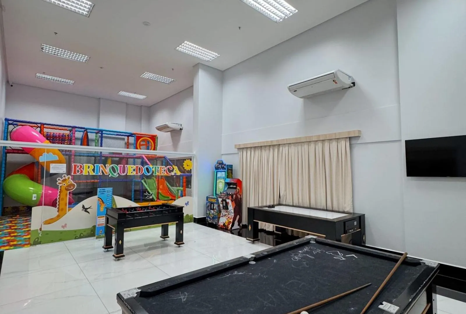 Piazza Com Acesso Ao Acqua Park - Temporada Cn Aparthotel Caldas Novas Brasil